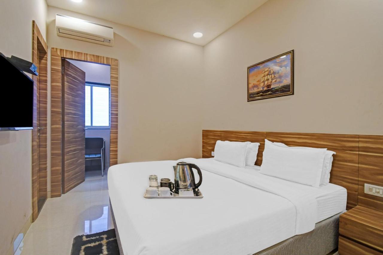 Super Townhouse Hotel All In One Near City Centre Salt Lake Salt Lake City Esterno foto