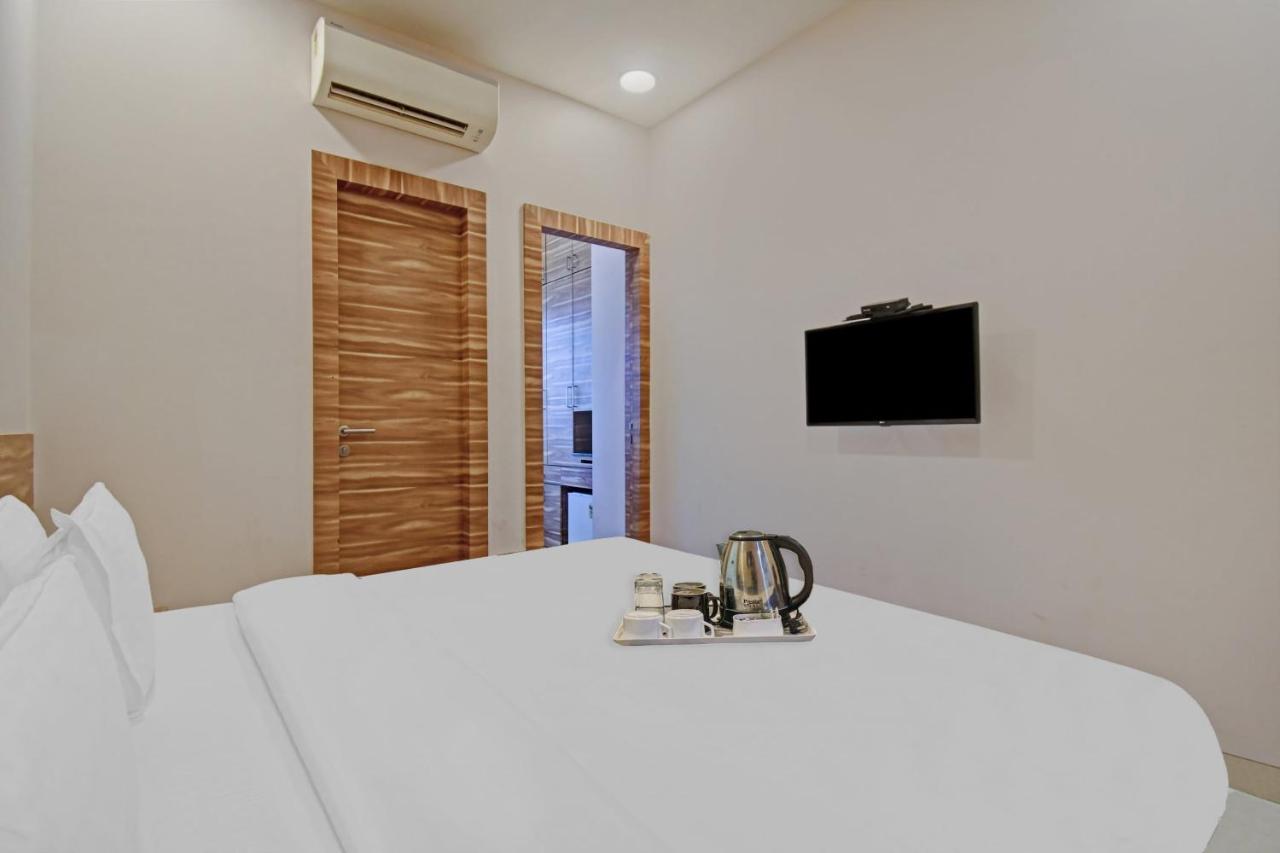 Super Townhouse Hotel All In One Near City Centre Salt Lake Salt Lake City Esterno foto