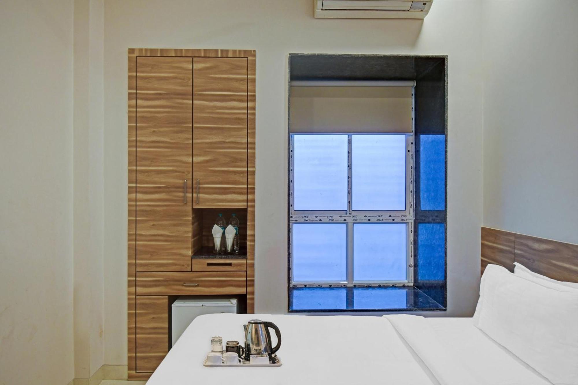 Super Townhouse Hotel All In One Near City Centre Salt Lake Salt Lake City Esterno foto