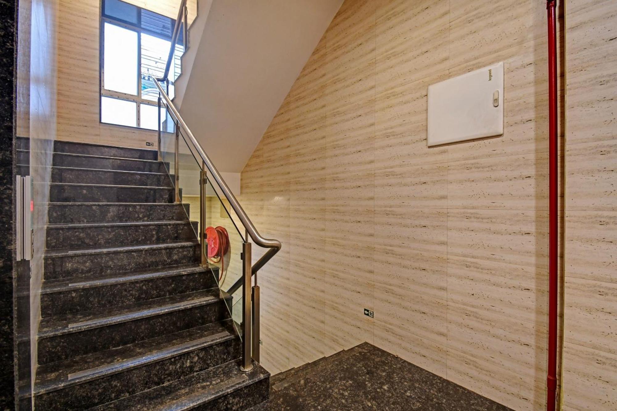 Super Townhouse Hotel All In One Near City Centre Salt Lake Salt Lake City Esterno foto