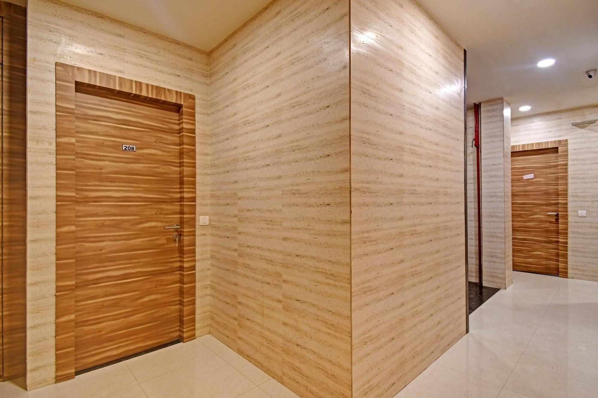 Super Townhouse Hotel All In One Near City Centre Salt Lake Salt Lake City Esterno foto
